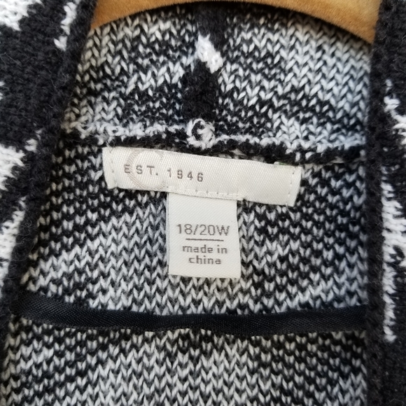 Cato Black/White Houndstooth Mid Weight Cardigan (Women 18/20) Open Waterfall - Picture 5 of 7